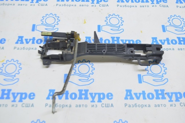 TOYOTA 6920228010 Держатель наружной ручки двери передней левой в наличии Каменское