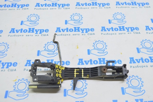 Держатель наружной ручки двери, передней левой 6920228010 TOYOTA