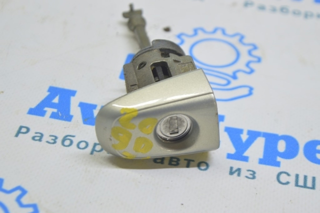 TOYOTA 6921728010 в наличии Киев