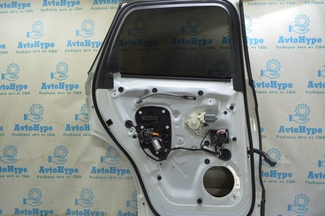 VAG 760833051B Дверь задняя левая в наличии Чернигов