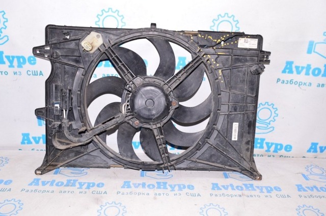 NISSAN 767495DA0A Подкрылок задний левый в наличии Киев