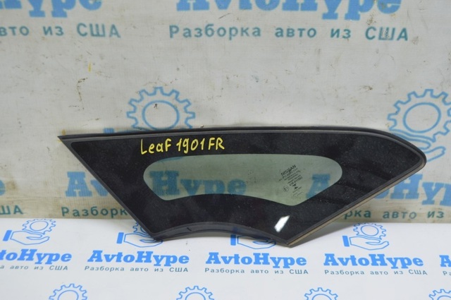 Стекло окна двери водителя неподвижное 768213NF0A NISSAN