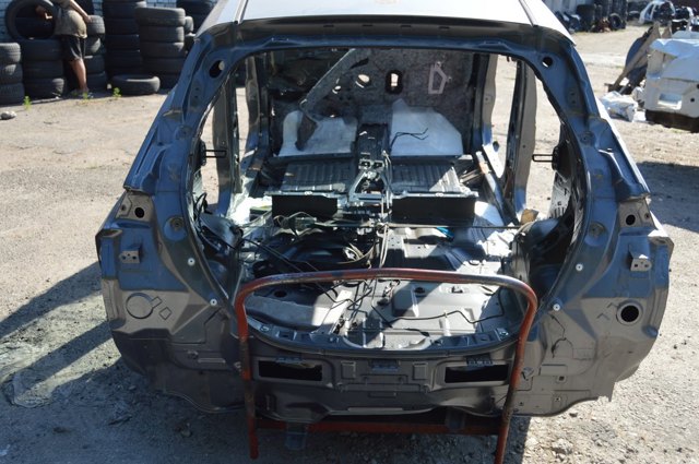 781135SA0A NISSAN Крыло заднее левое купить в Киев