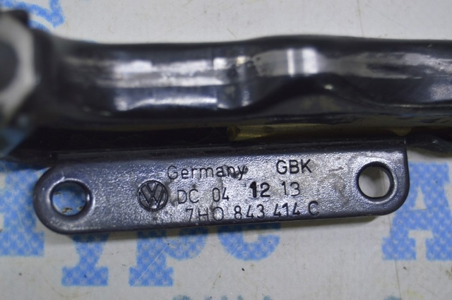 VAG 7H0843414C Ограничитель сдвижной двери, на кузове нижний  в наличии Каменское