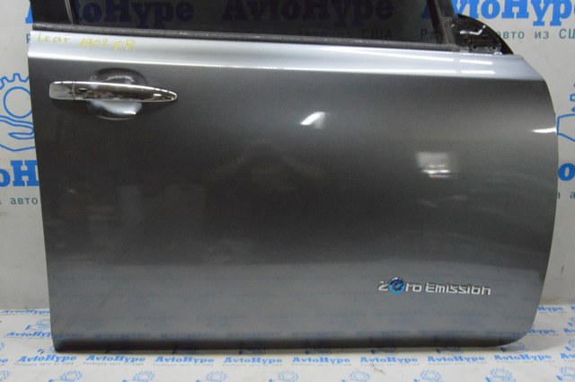 NISSAN 801003NF1A Дверь передняя правая в наличии Черновцы