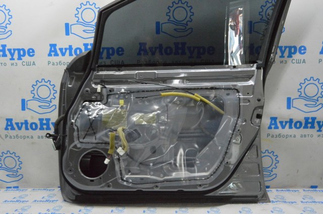 Рама стекла передней двери правой 802D43NF0A NISSAN