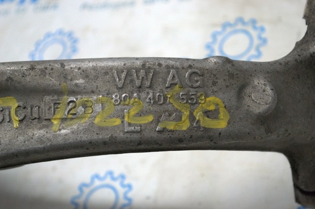 VAG 80A407253C Цапфа (поворотный кулак) передний левый в наличии Тернополь