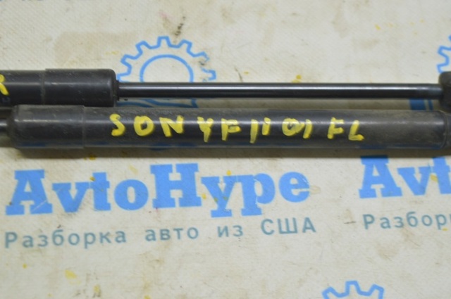 811613S000DS Амортизатор капота левый купить Ровно
