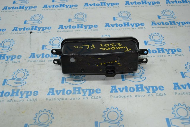 812200C040 TOYOTA Фара противотуманная левая купить в Чернигов