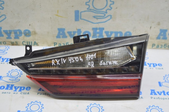 Фара задняя правая внутренняя 815800E090 TOYOTA