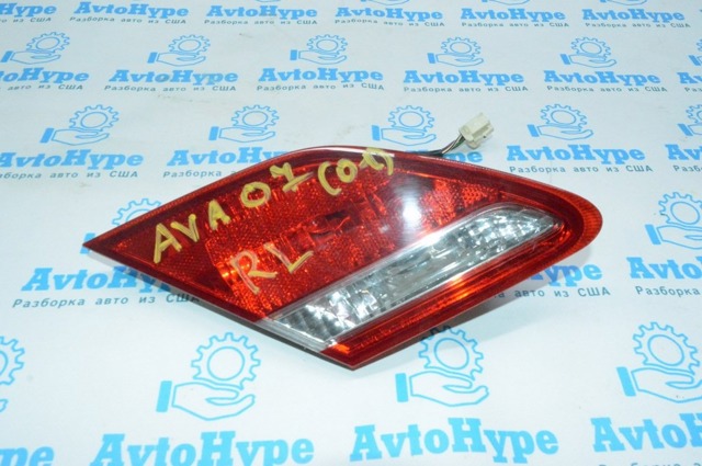 Задний левый внутренний фонарь 81590AC020 TOYOTA