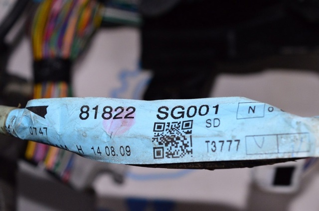 Электропроводка задней двери 81822SG001 SUBARU