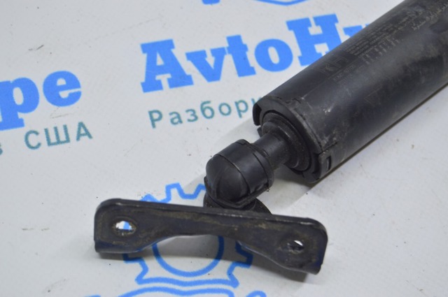 81830N7100 HYUNDAI Амортизатор багажника купить в Чернигов