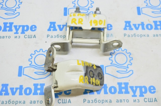 NISSAN 824003NA1A Петля двери задней правой в наличии Черновцы