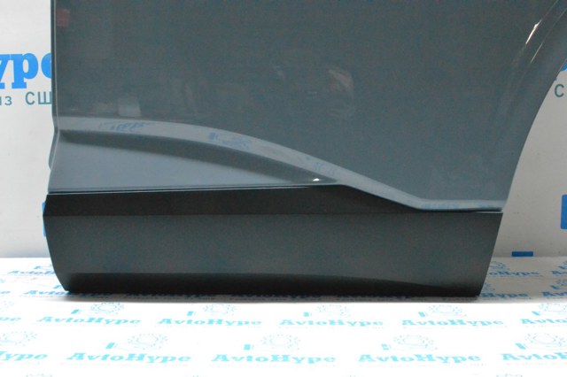 Молдинг задней левой двери 828716UA5A NISSAN