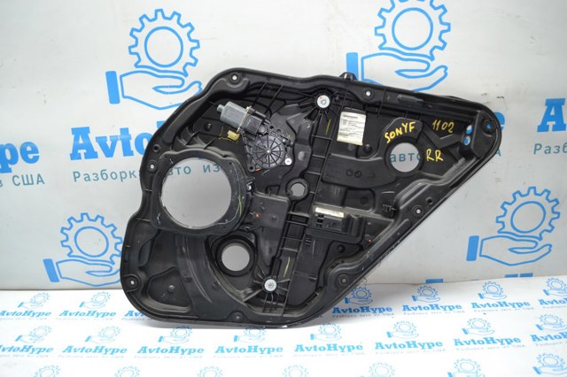 Мотор стеклоподъемника двери задней, правой 834603Q001 HYUNDAI