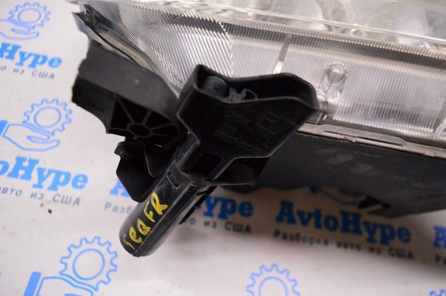 Форсунка омывателя передней правой фары 852070C020 TOYOTA