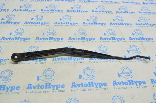 8522130620 TOYOTA Поводок стеклоочистителя купить в Черновцы