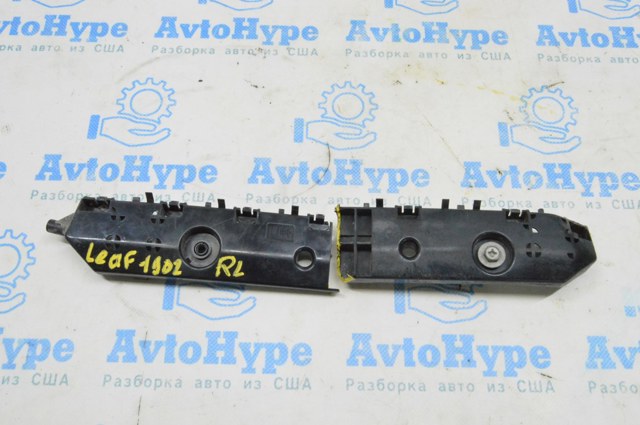 Направляющая заднего бампера, левая 852275SK0A NISSAN