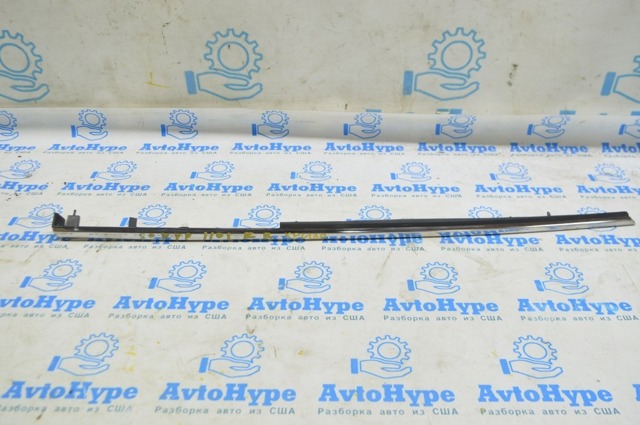 Молдинг крыла переднего правого 877723S001 HYUNDAI