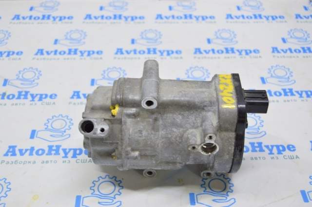 TOYOTA 8837033051 Компрессор кондиционера в наличии Полтава