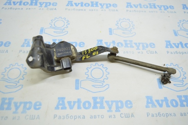 Датчик уровня положения кузова, передний левый 8940653020 TOYOTA