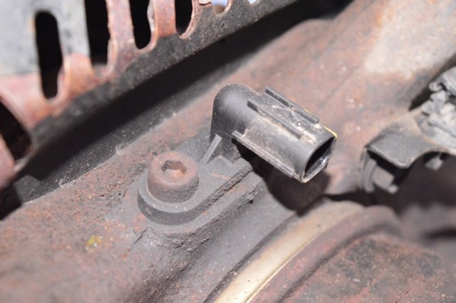 Передний правый датчик АБС 895420C020 TOYOTA