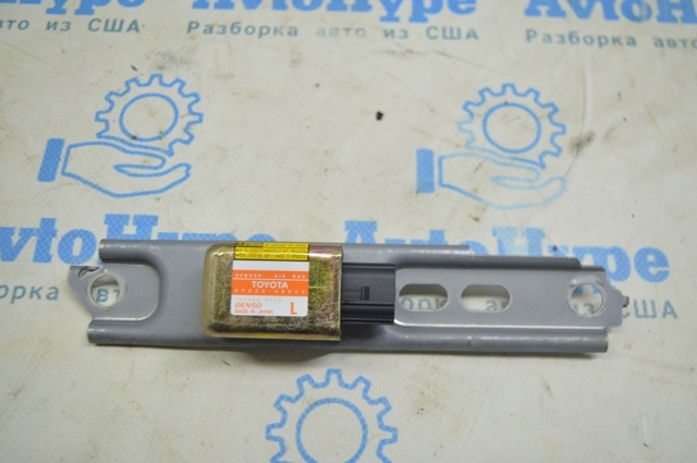 Датчик Айрбег передний 8983048020 TOYOTA