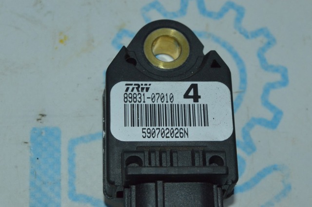TOYOTA 8983107010 Датчик удара в наличии Ровно