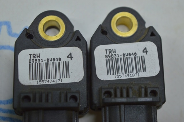898310W040 Датчик удара купить Сумы