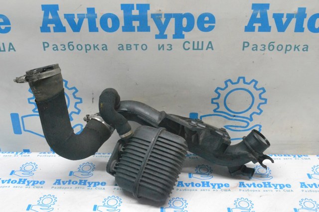 PORSCHE 8K0145832B Патрубок воздушный, вход в резонатор в наличии Винница
