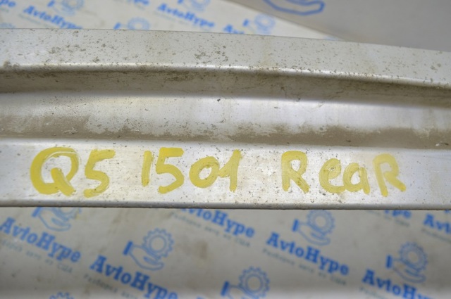 8R0807313B Усилитель заднего бампера купить Ровно