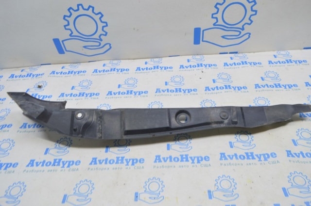 Уплотнитель арки крыла 8R0821111C VAG