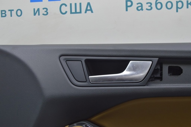 Ручка двери передней внутренняя правая 8R0837020A6PS VAG