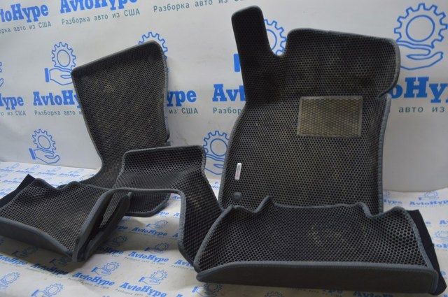 8R1061270MNO VAG Коврики передние + задние, комплект купить в Кривой Рог