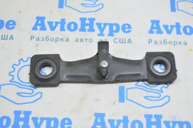 Петля замка крышки багажника 8V0827507G VAG