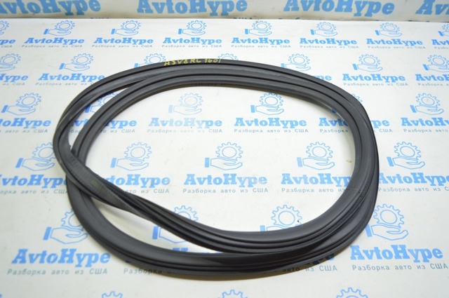 VAG 8V5833721A Уплотнитель двери задней (на кузове) в наличии Днепр