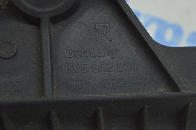 VAG 8V58538349B9 в наличии Винница