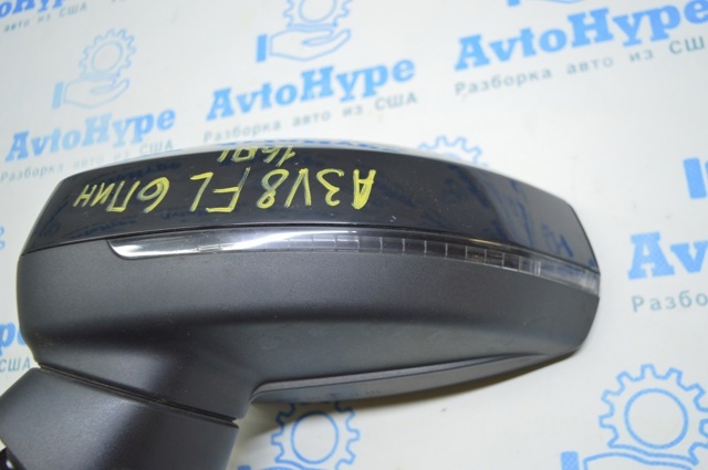 8V5857409AA9B9 VAG Левое боковое зеркало купить в Ужгород