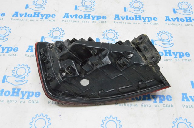VAG 8V5945070A Фонарь задний правый внешний в наличии Хмельницкий