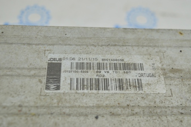 8W0145805 VAG Радиатор интеркуллера купить в Ирпень