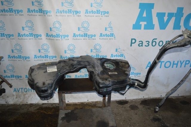 Танк топливный 8W0201021CQ VAG