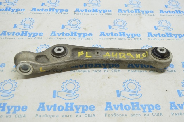 Рычаг передней подвески нижний левый 8W0407151C VAG