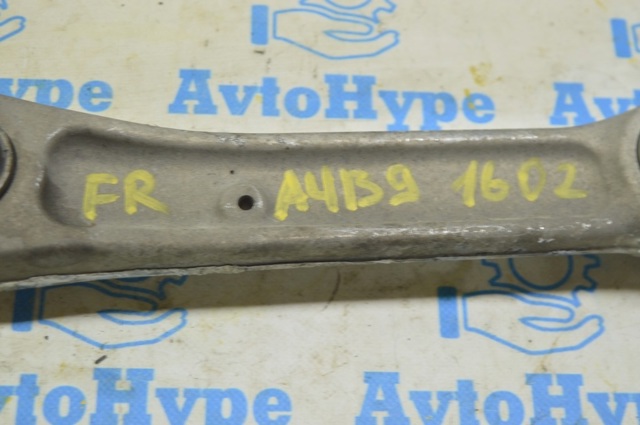 8W0407152C VAG Рычаг передней подвески нижний правый купить в Житомир