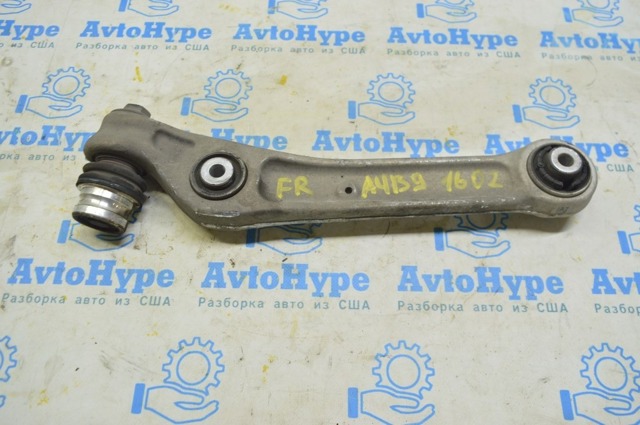 Передний нижний рычаг 8W0407152C VAG