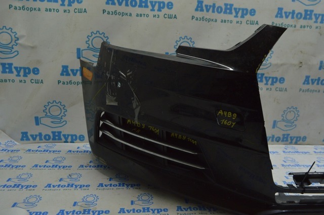 Заглушка буксировочного крюка в передний бампер Ауди А4 B9