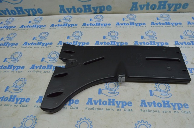VAG 8W0819801 Воздуховод в наличии Ровно