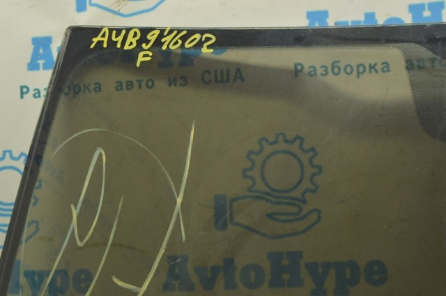 8W0845099KNVB VAG Лобовое стекло купить в Житомир