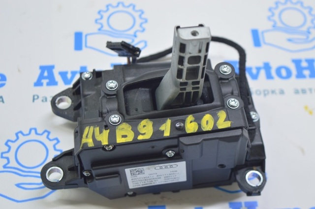 Рычаг переключения передач 8W1713041J VAG