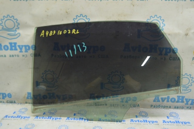 Стекло задней двери, левой 8W5845205 VAG